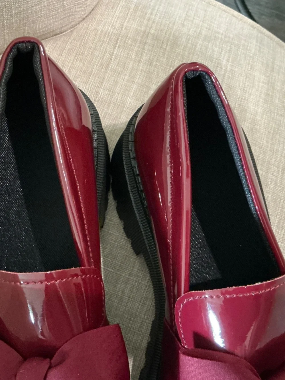 N/A stylish burgundy